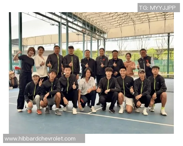 重庆网球队逆袭之路揭秘:从默默无闻到城市联赛冠军的奋斗历程 重庆网球队逆袭之路揭秘:从默默无闻到城市联赛冠军的奋斗历程